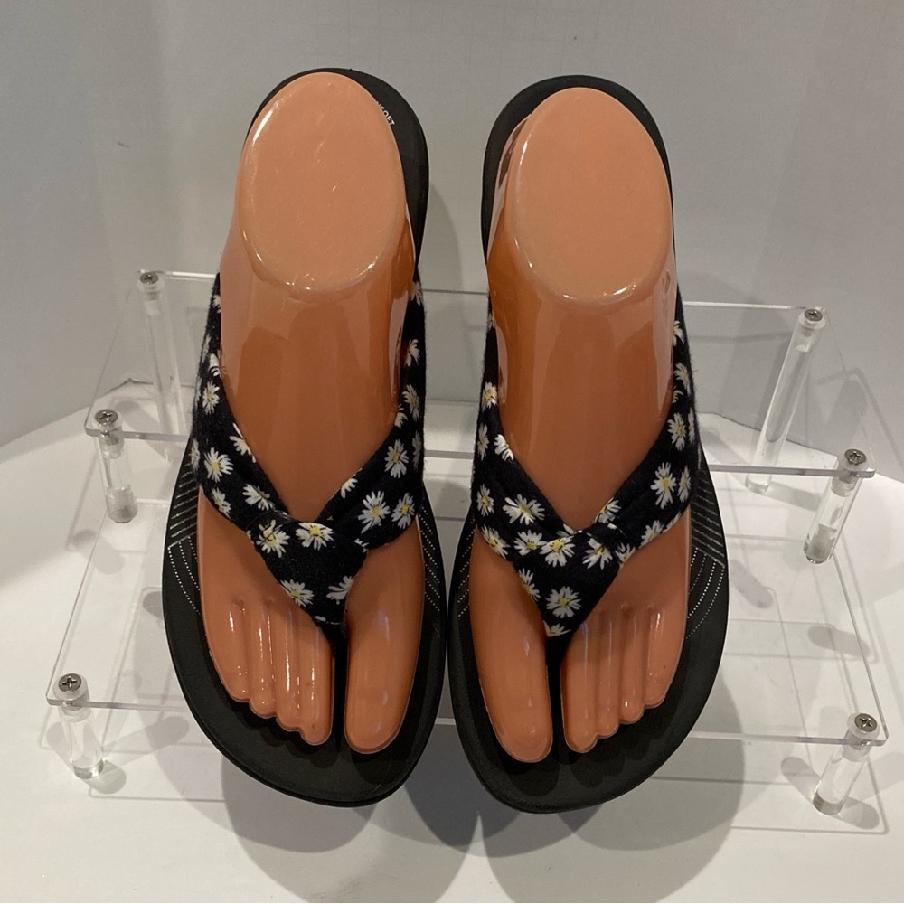 Clarks Cloudsteppers Arla Glison Cushionsoft Flip… - image 2